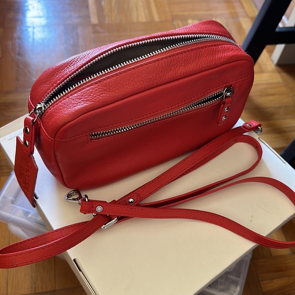 COPY - Danier leather crossbody bag - Picture 5 of 9